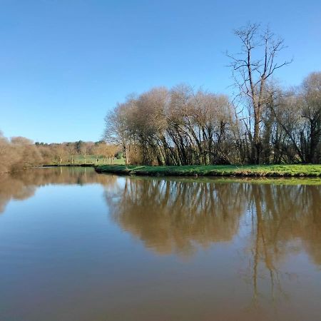 Hebergement Canal Val D'Oust Экстерьер фото